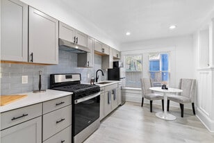 316 E Amelia St in Orlando, FL - Building Photo