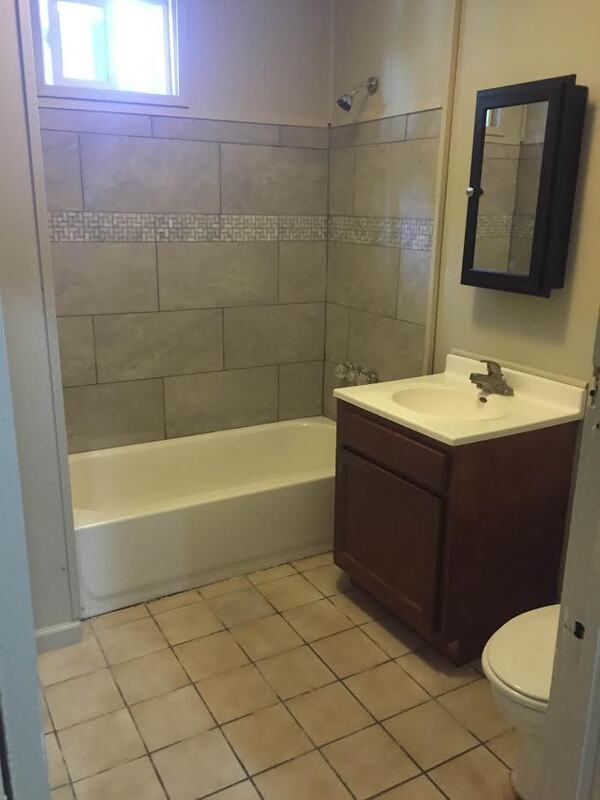 131 Dell St in Syracuse, NY - Foto de edificio - Building Photo