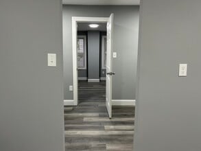 92 Boswell Ave in Norwich, CT - Foto de edificio - Building Photo