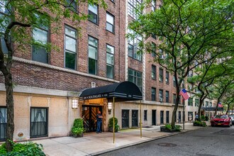 Southgate Cooperative in New York, NY - Building Photo - Building Photo