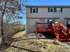 198 Kearsarge St in Manchester, NH - Building Photo - Building Photo