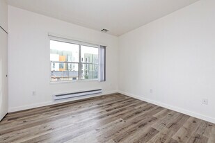 1524 1st Ave in Oakland, CA - Building Photo