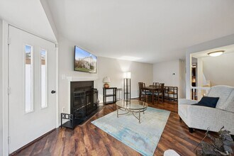 7307 Castleberg Ct in Alexandria, VA - Building Photo - Building Photo