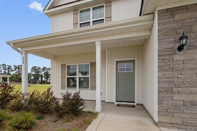 229 Turkey Trot Ln in Raeford, NC - Building Photo - Building Photo