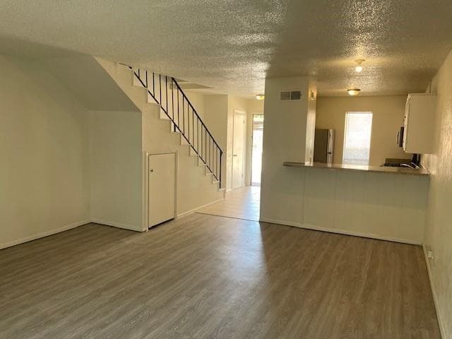 915 N Elm St in Denton, TX - Building Photo - Building Photo