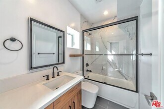 3141 S Halm Ave in Los Angeles, CA - Building Photo - Building Photo