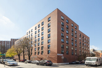 Gun Hill Road Apartments in Bronx, NY - Building Photo - Building Photo