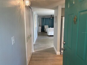 7294 Cloister Dr in Sarasota, FL - Building Photo - Building Photo