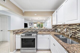 4381 Trevi Ct in Greenacres, FL - Building Photo
