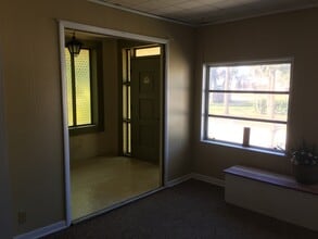 241 NE Tuscawilla Ave in Ocala, FL - Building Photo - Building Photo