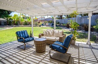 5239 Hubbert St in Oceanside, CA - Building Photo