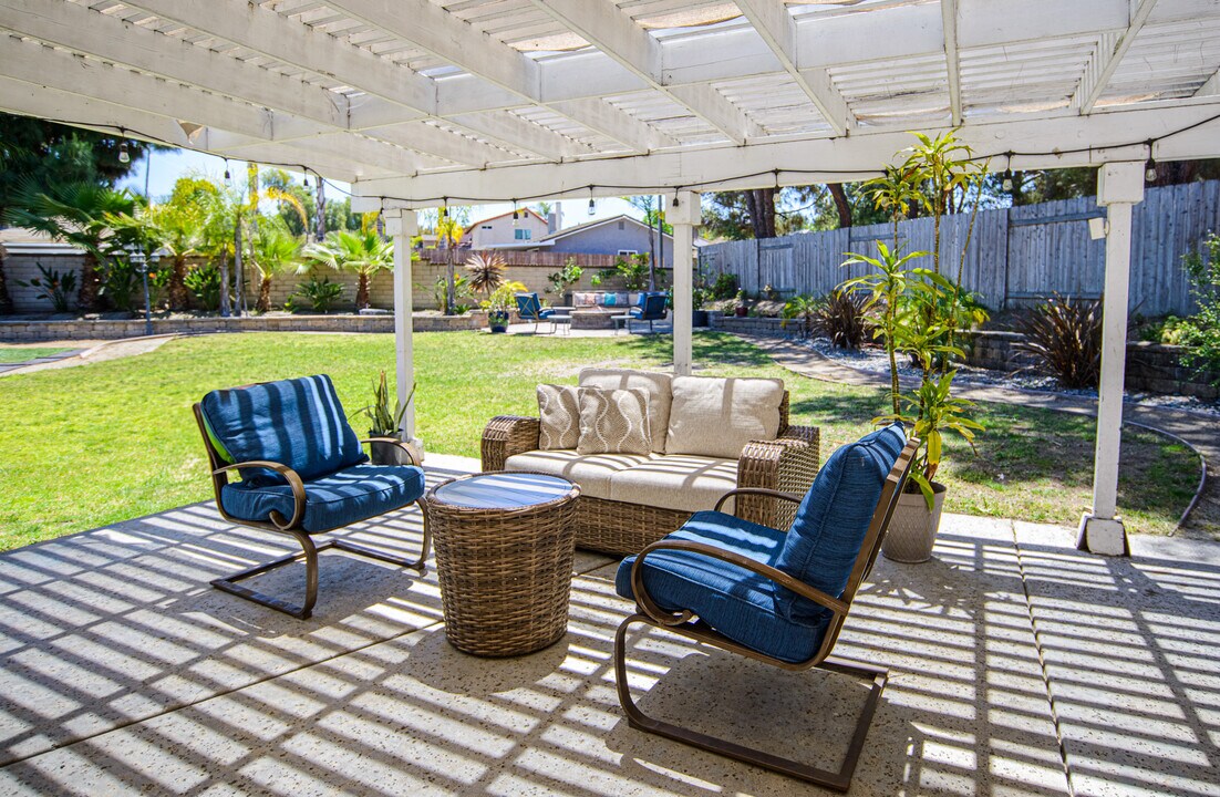 5239 Hubbert St in Oceanside, CA - Building Photo