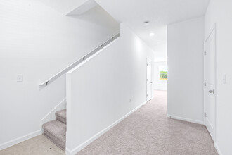 3281 Vesara Dr in Davenport, FL - Building Photo - Building Photo
