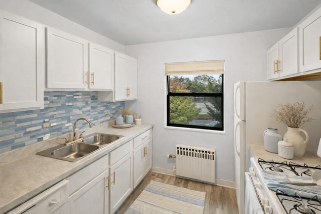 Park Point Properties in St. Louis Park, MN - Building Photo - Building Photo