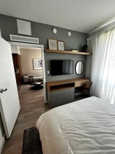 151 NW 162nd St, Unit A3 in Miami, FL - Building Photo - Building Photo