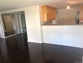 343 Hobron Ln-Unit -504 in Honolulu, HI - Building Photo - Building Photo