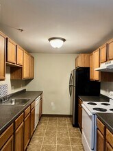 59 Ponemah Hill Rd, Unit 1-202 in Milford, NH - Building Photo - Building Photo