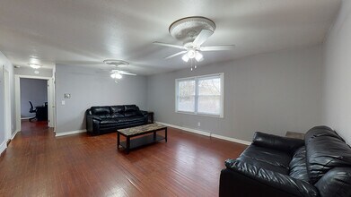 1022 E Colvin St in Syracuse, NY - Building Photo - Building Photo