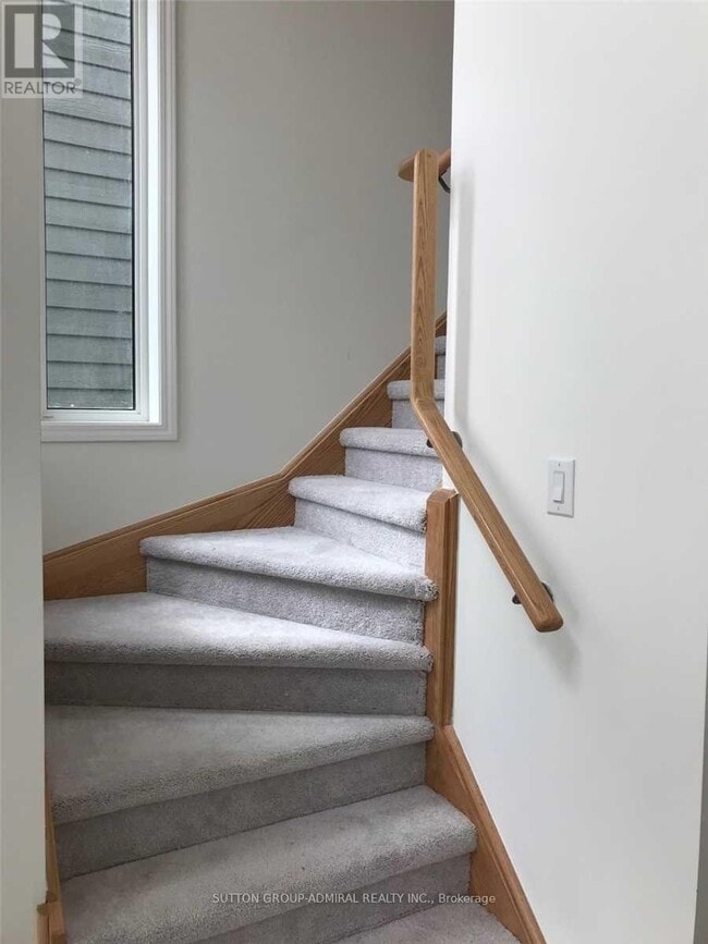 21 Hills Thistle Dr in Wasaga Beach, ON - Building Photo - Building Photo