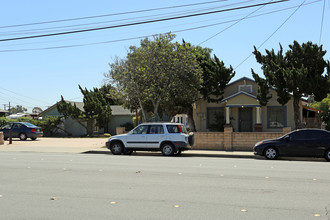 1165-1173 Broadway in El Cajon, CA - Building Photo - Building Photo