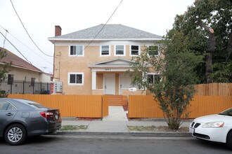 3807 Wisconsin in Los Angeles, CA - Foto de edificio - Building Photo
