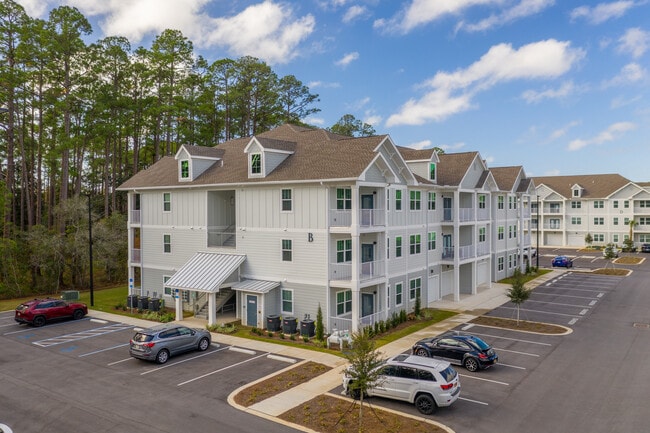 The Southern at Santa Rosa Beach in Santa Rosa Beach, FL - Foto de edificio - Building Photo