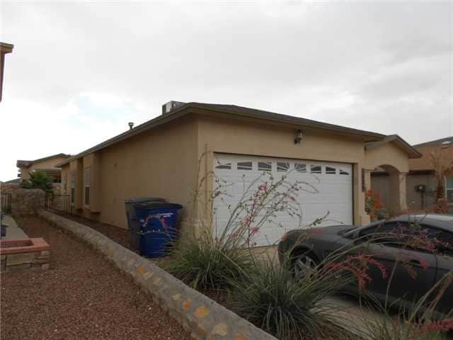 5429 Francisco Roque Dr in El Paso, TX - Building Photo - Building Photo