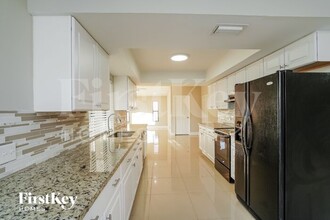 708 NE 7th Terrace in Cape Coral, FL - Building Photo - Building Photo