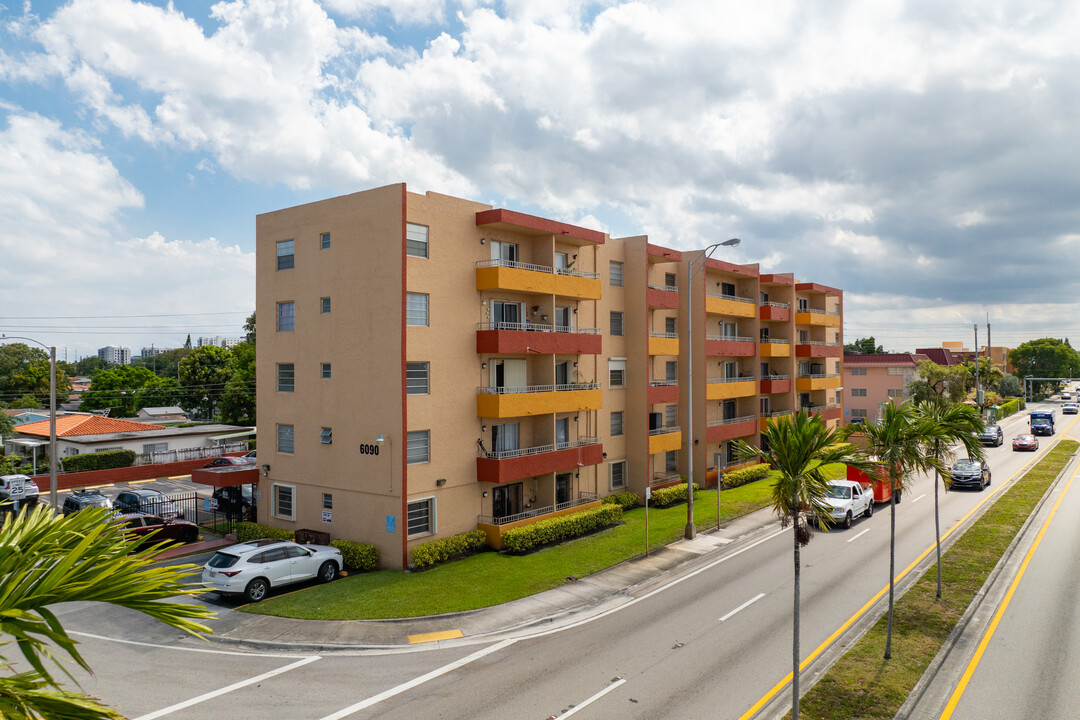 Flagler Sixty Condominiums in Miami, FL - Building Photo