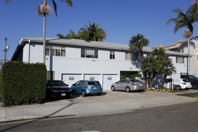 The Jasmine Palm in Los Angeles, CA - Foto de edificio - Building Photo