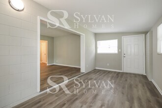 7579 Centauri Rd in Jacksonville, FL - Building Photo - Building Photo