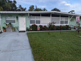 464 Judy St in New Smyrna Beach, FL - Building Photo