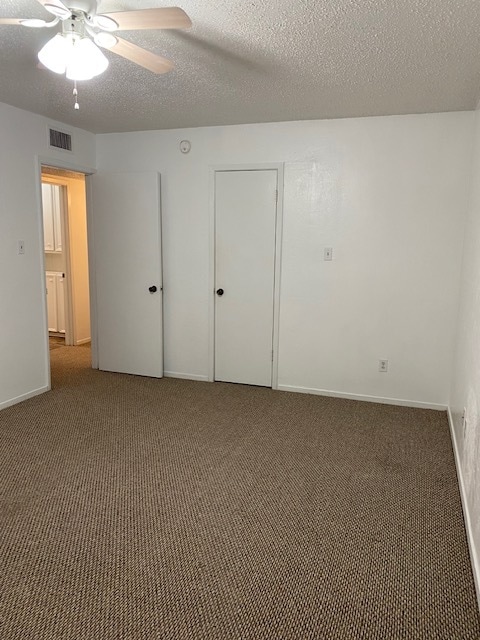 2221 Lavern St in Arlington, TX - Building Photo - Building Photo