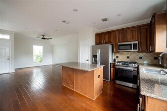 1903 Fletcher St in Houston, TX - Building Photo - Building Photo