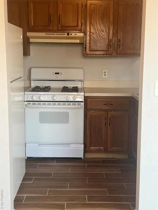 21 Lexington Hills Rd in Harriman, NY - Building Photo