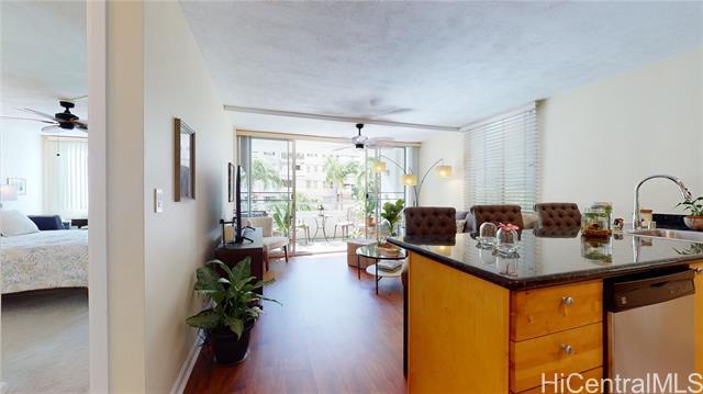 430 Kaiolu St in Honolulu, HI - Foto de edificio - Building Photo