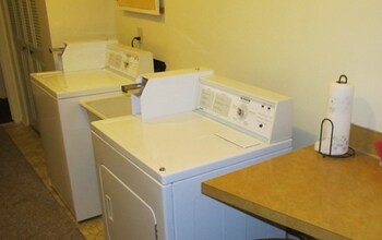 4498 S Van Vleet Rd in Swartz Creek, MI - Building Photo - Building Photo