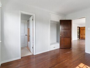 801 St Louis Ave in Long Beach, CA - Building Photo - Building Photo