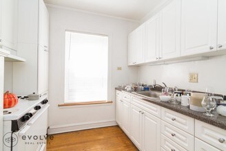2147 N Fremont St-Unit -3S in Chicago, IL - Building Photo - Building Photo