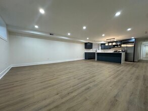 4338 N Clarendon Ave in Chicago, IL - Building Photo - Building Photo