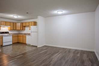 Providence Place in Kingsport, TN - Foto de edificio - Interior Photo