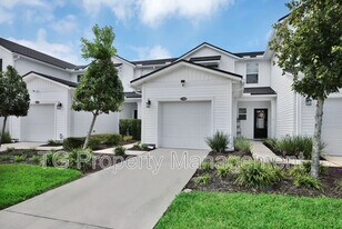 13968 Molina Dr in Jacksonville, FL - Building Photo