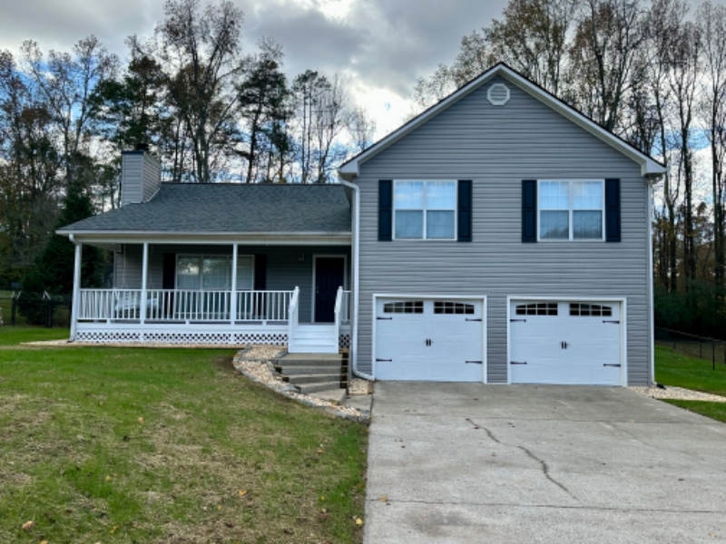 1845 Chadwick Dr in Cumming, GA - Foto de edificio