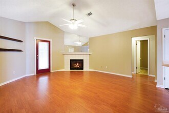 2009 Coral St in Pensacola, FL - Building Photo - Building Photo