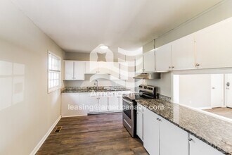 211 Stevens St in Warner Robins, GA - Building Photo - Building Photo