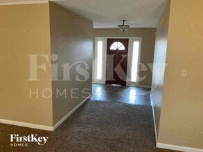 935 Rutland Dr in Southaven, MS - Foto de edificio - Building Photo