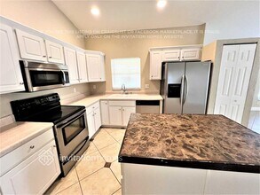 106 Pennock Landing Cir in Jupiter, FL - Foto de edificio - Building Photo