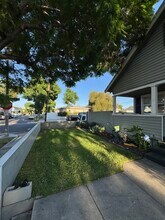 282 E 51st St in Long Beach, CA - Building Photo - Building Photo