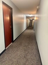 450 Massachusetts Ave, Unit 201 in Indianapolis, IN - Building Photo - Building Photo