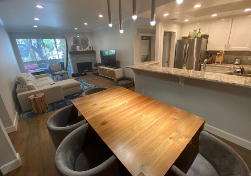 8500 Falmouth Ave in Los Angeles, CA - Building Photo
